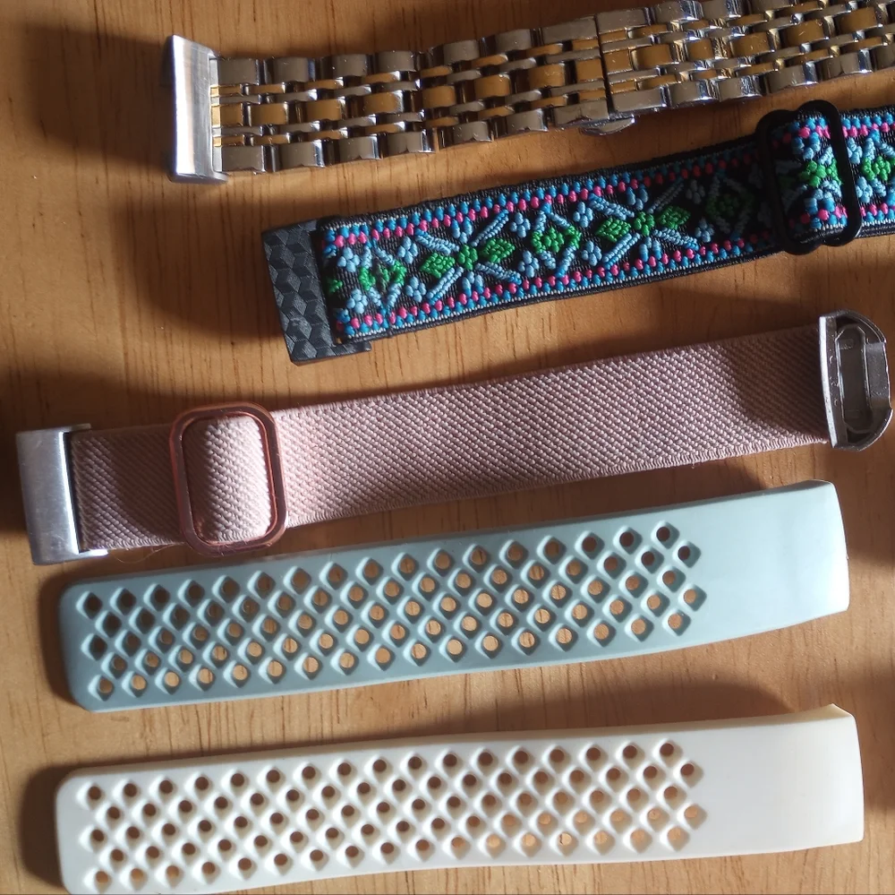 Fitbit 4 replacement bands